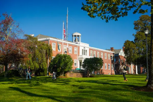 Photo of Academy Hall building at Nichols College