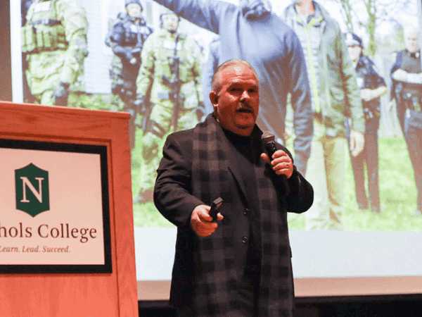 Casey Sherman gives a talk on the film and television industry in Massachusetts